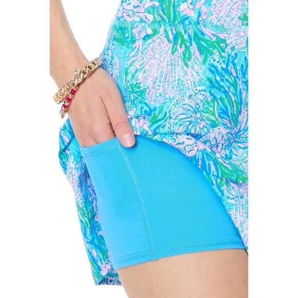 NWT Lilly Pulitzer Aila Skort Multi Luxletic Zadora UPF50-Sz S - Picture 3 of 3